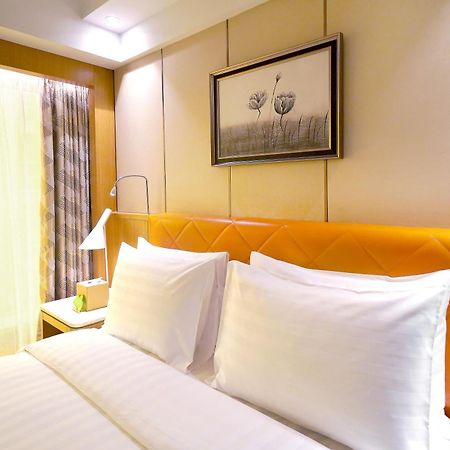 Royal Dragon Hotel Macau Exterior photo